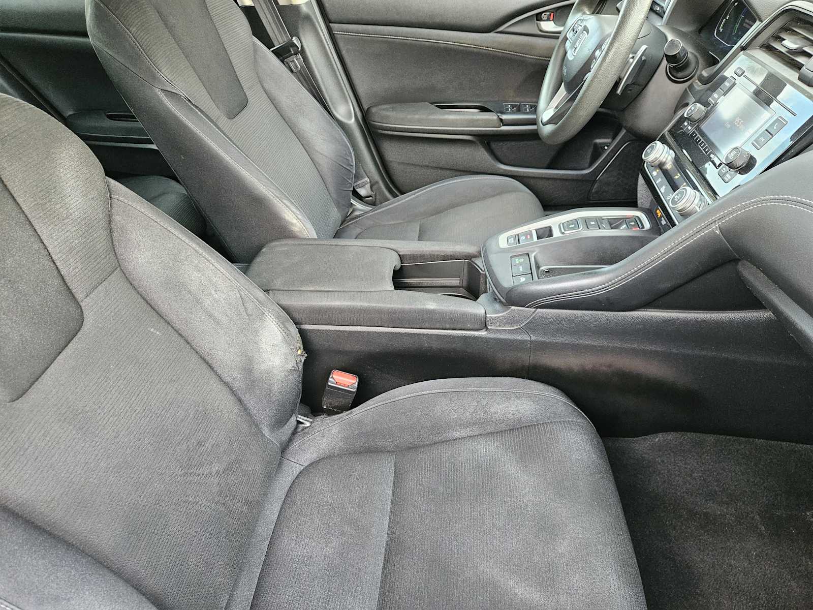 Thumbnail: 2021 Honda Insight - 14