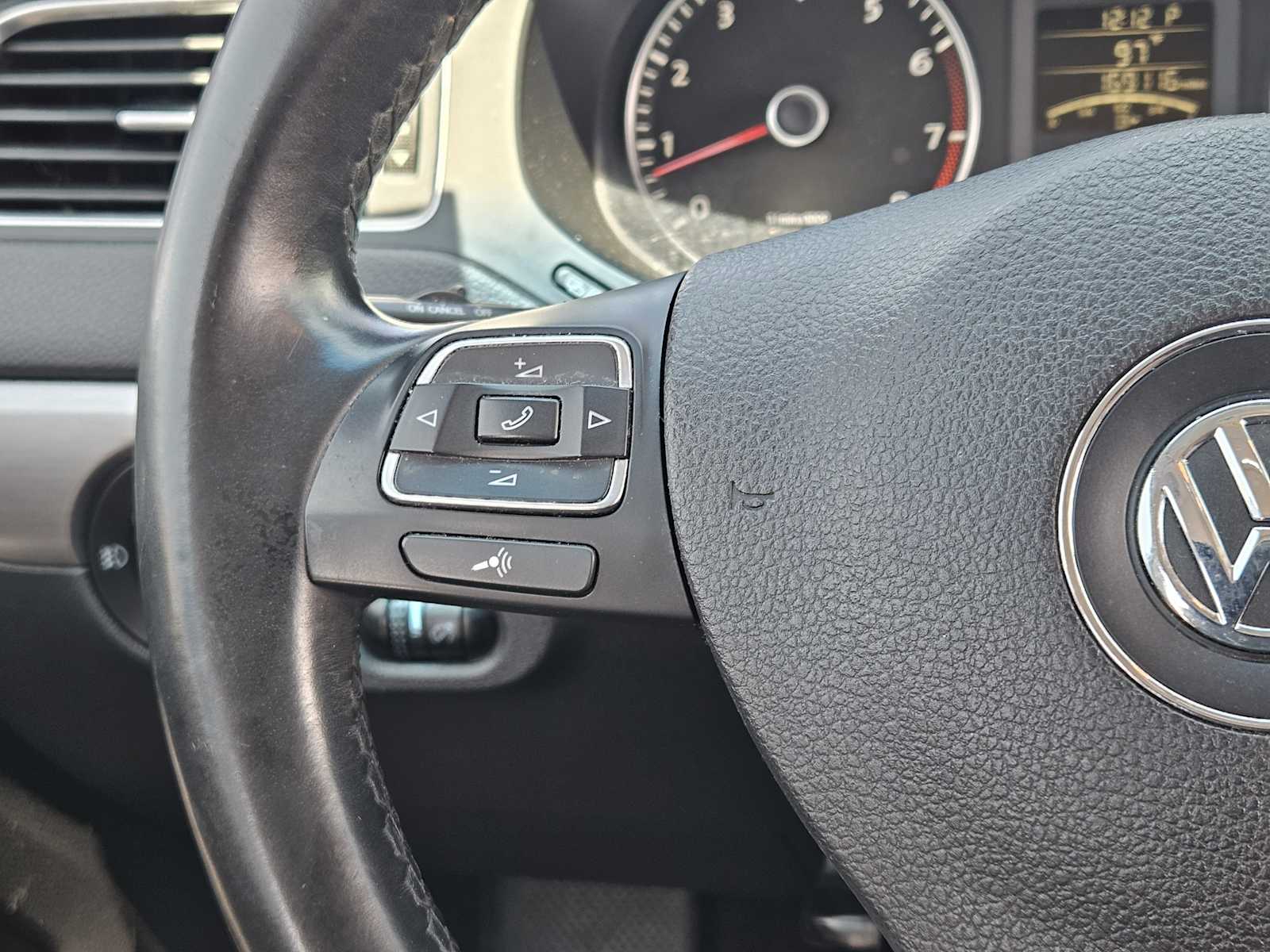 Thumbnail: 2013 Volkswagen Jetta - 27