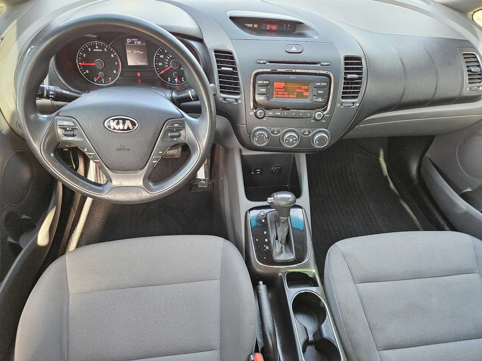 Thumbnail: 2017 Kia Forte - 23