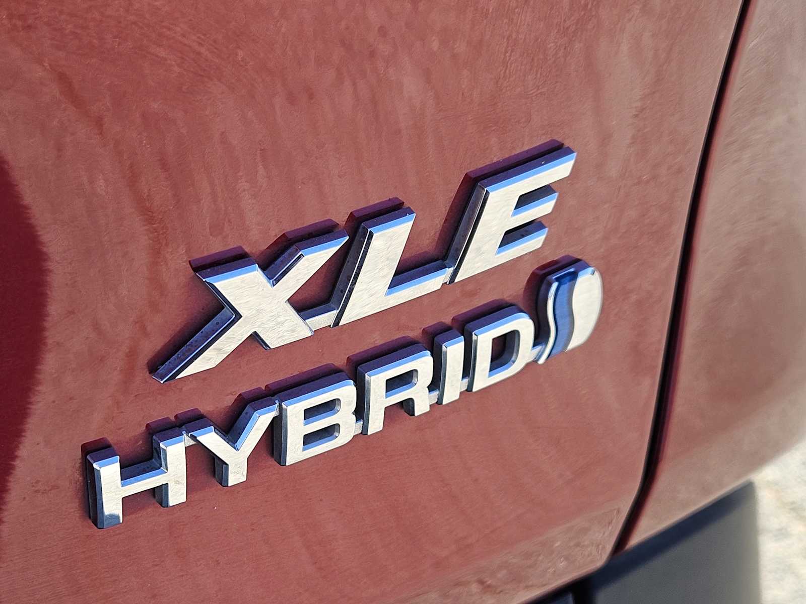 Thumbnail: 2021 Toyota RAV4 - 12