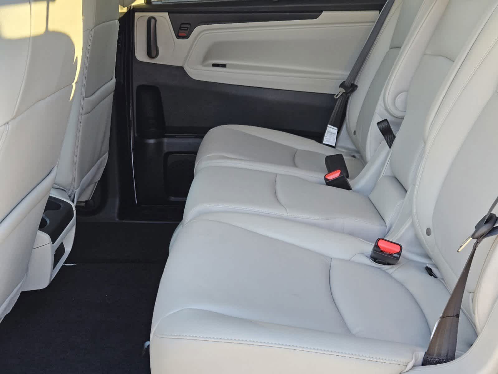 Thumbnail: 2026 Honda Odyssey - 25