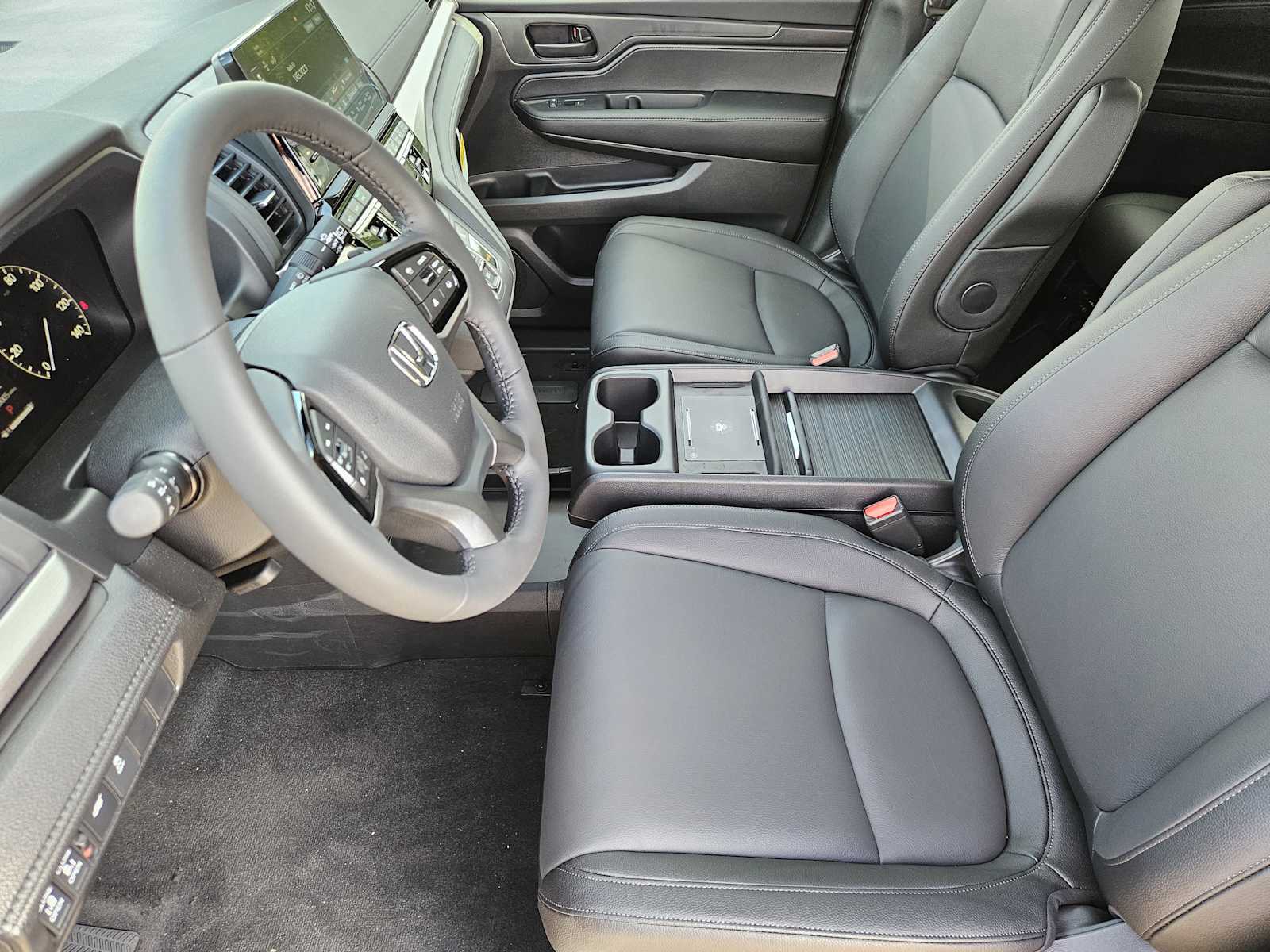 Thumbnail: 2026 Honda Odyssey - 10