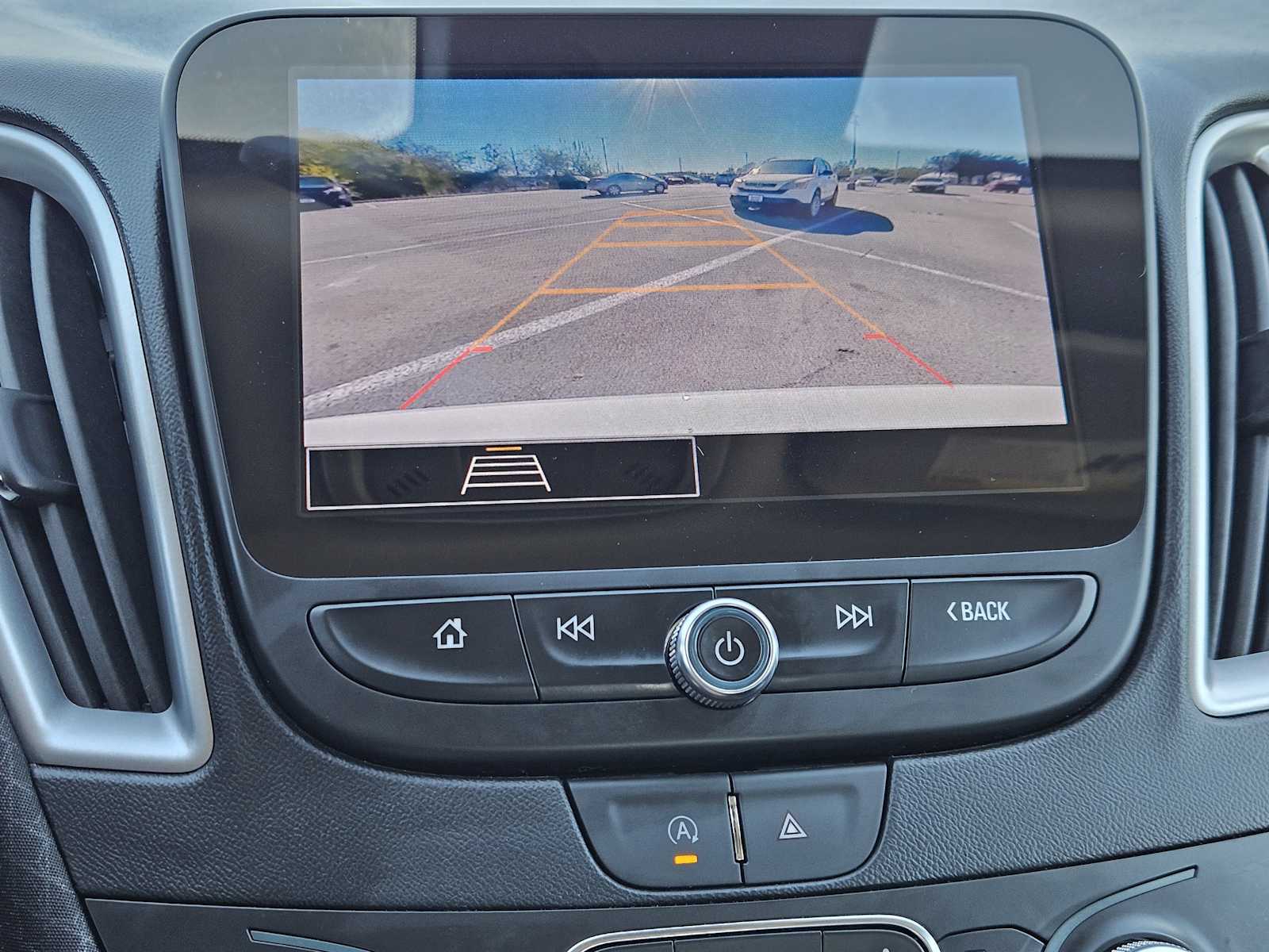 Thumbnail: 2023 Chevrolet Malibu - 17