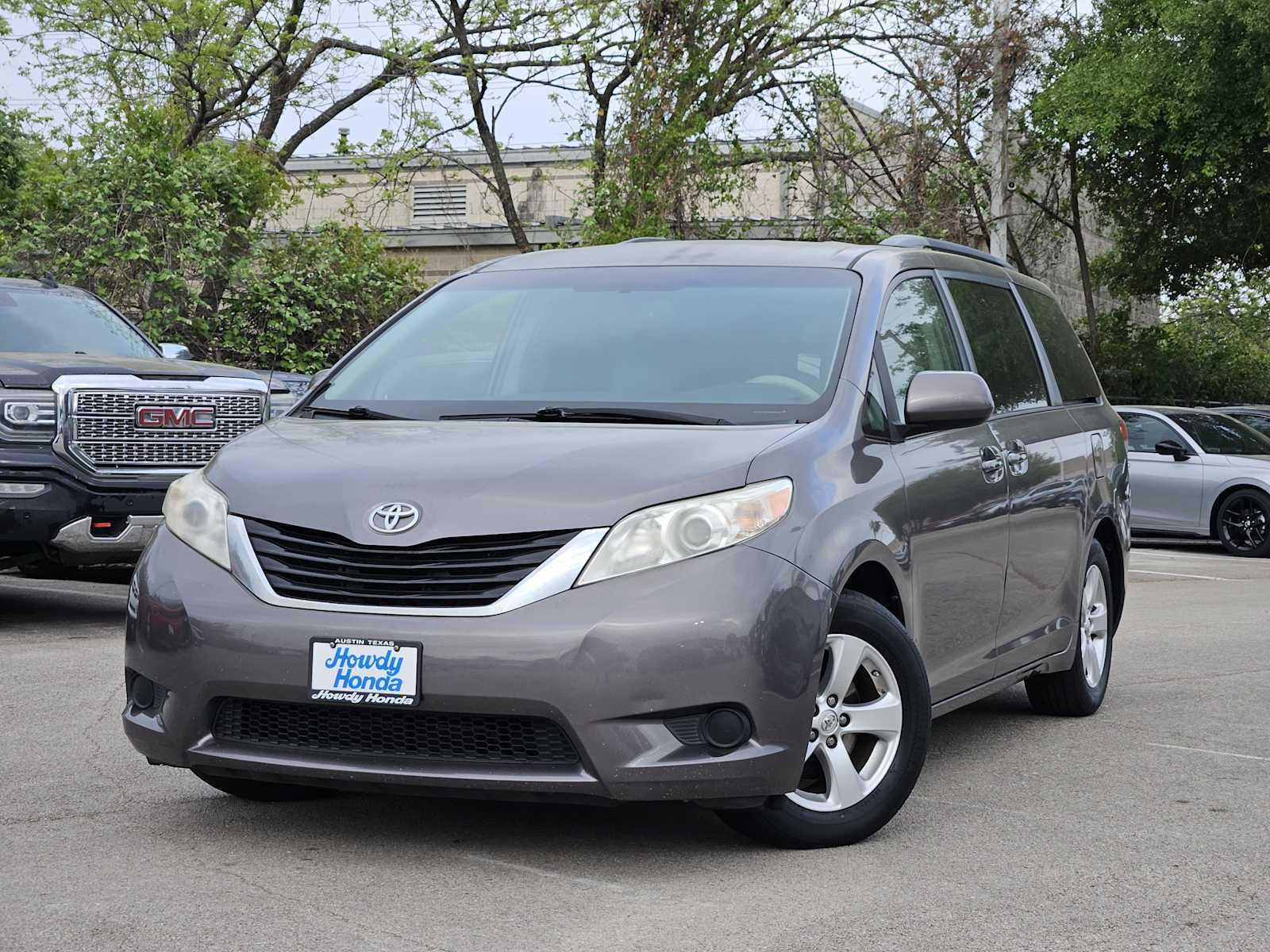 2014 Toyota Sienna LE -
                  Austin, TX