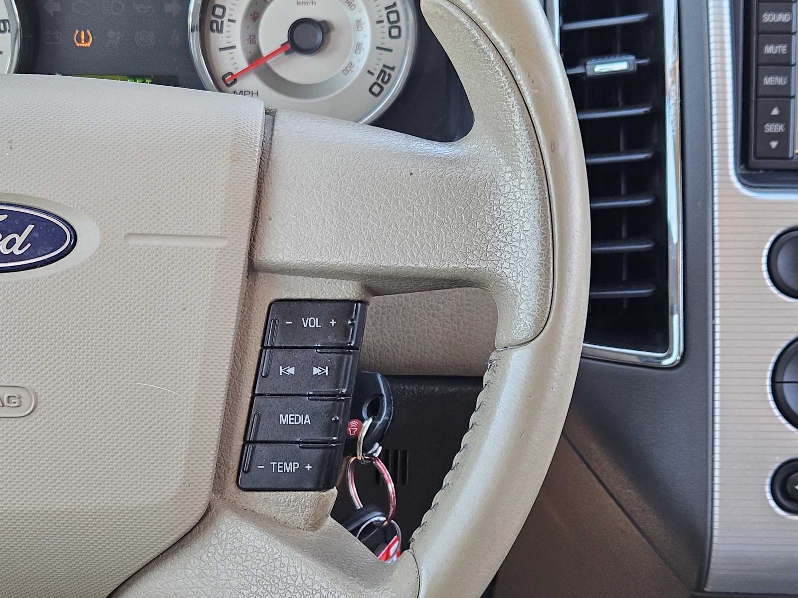 Thumbnail: 2007 Ford Edge - 27