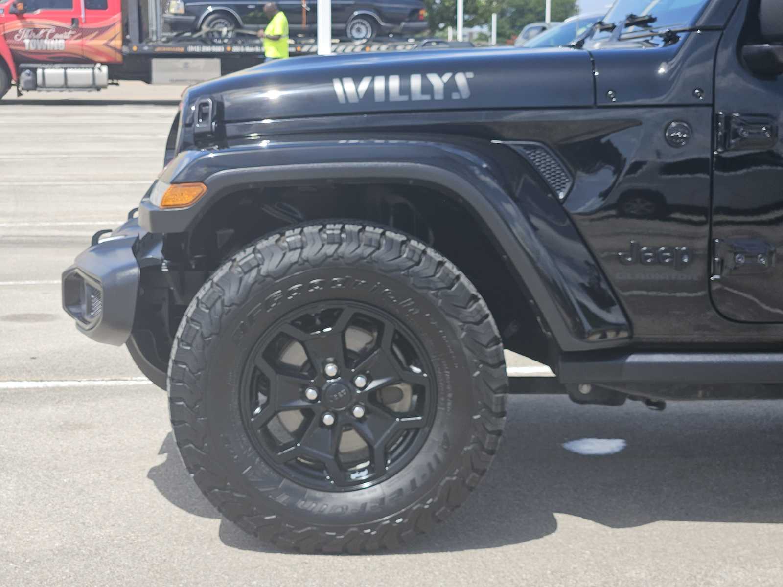 Thumbnail: 2021 Jeep Gladiator - 8