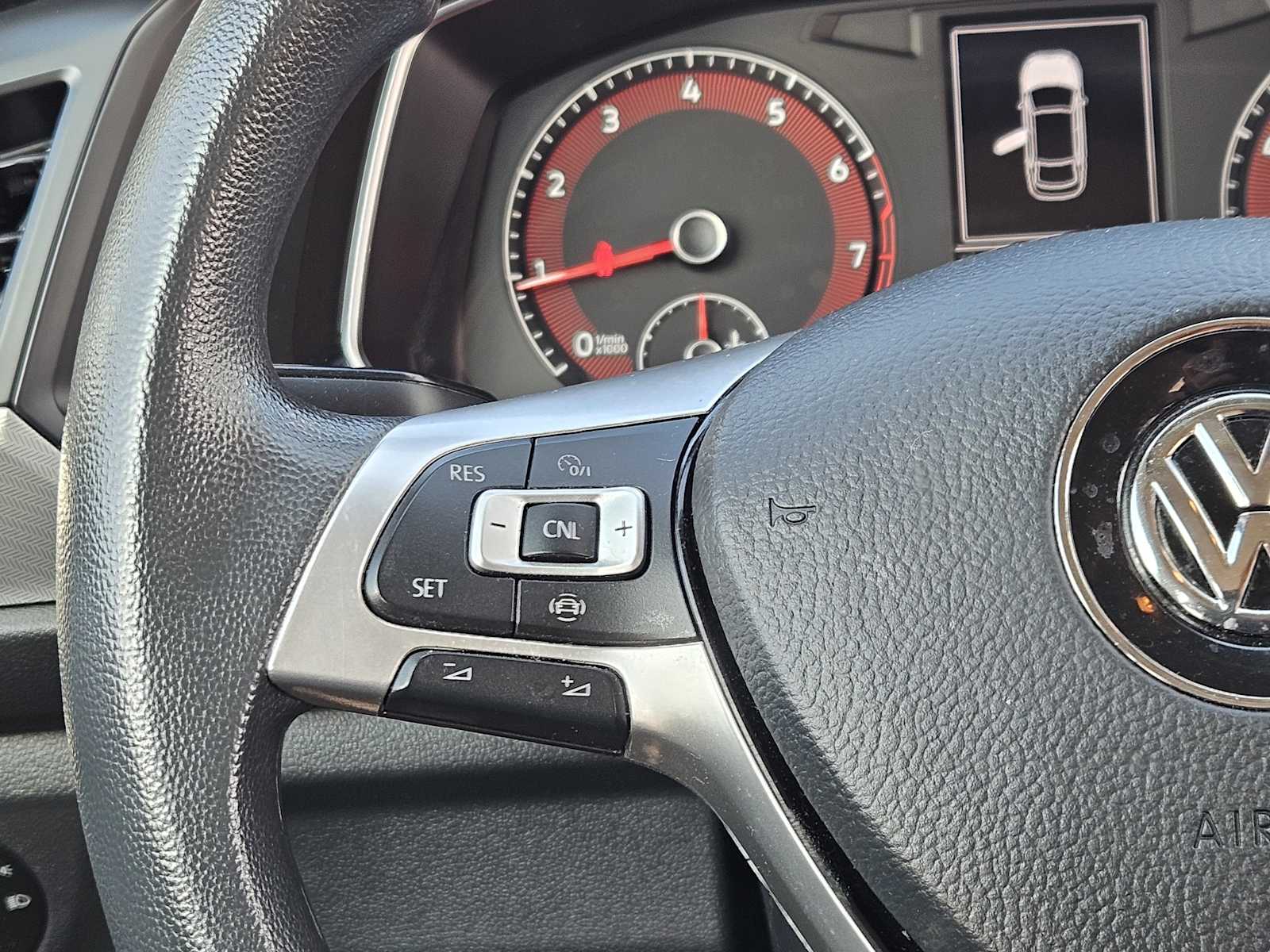 Thumbnail: 2021 Volkswagen Jetta - 24