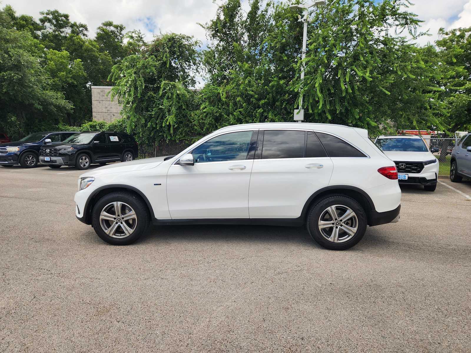 Thumbnail: 2019 Mercedes-Benz GLC - 4