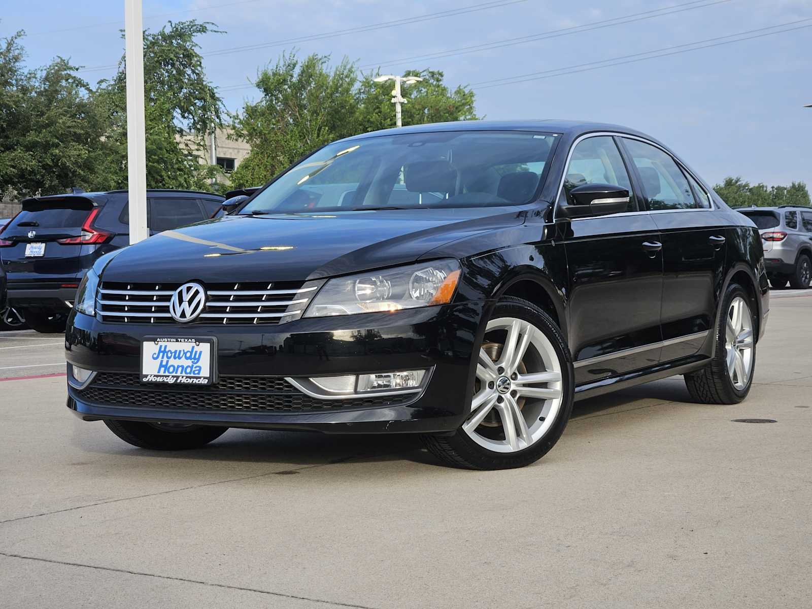 Thumbnail: 2014 Volkswagen Passat - 1