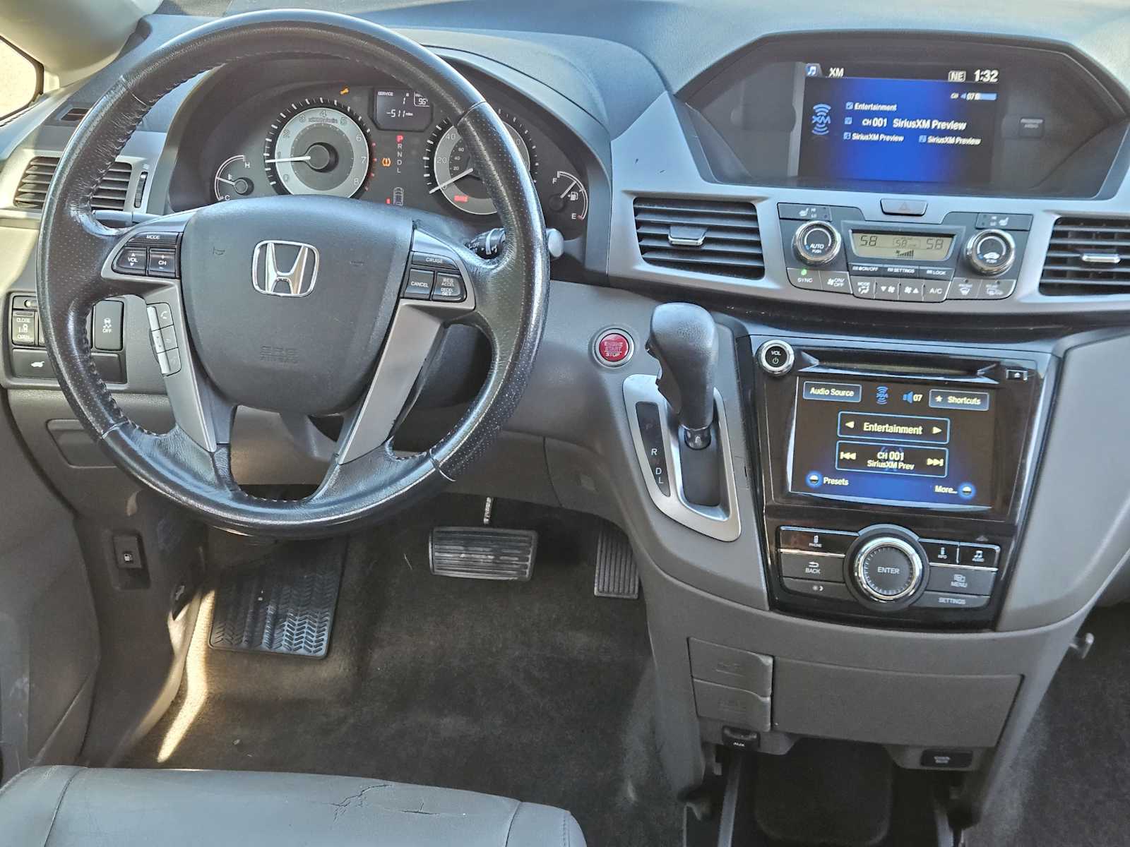 Thumbnail: 2014 Honda Odyssey - 26