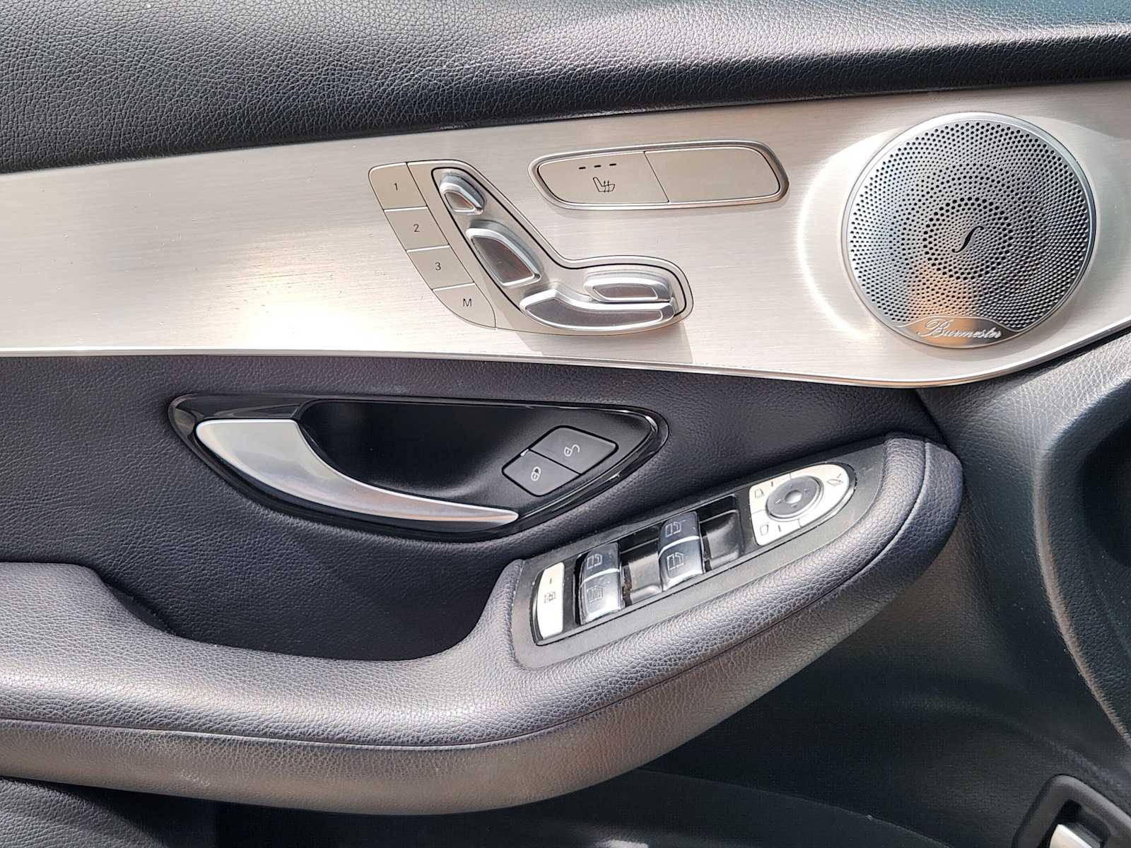 Thumbnail: 2019 Mercedes-Benz GLC - 22