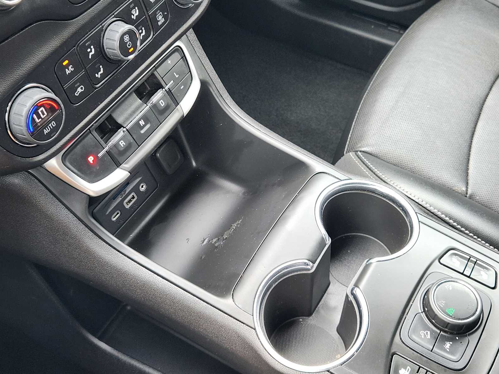 Thumbnail: 2023 GMC Terrain - 20