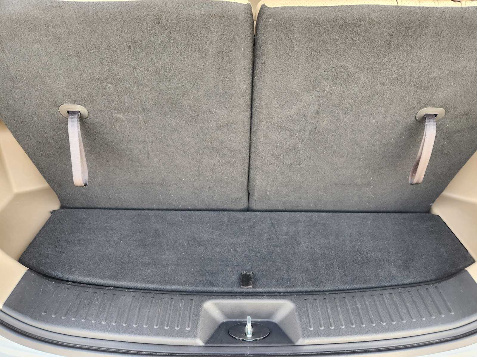 Thumbnail: 2014 Kia Sorento - 33