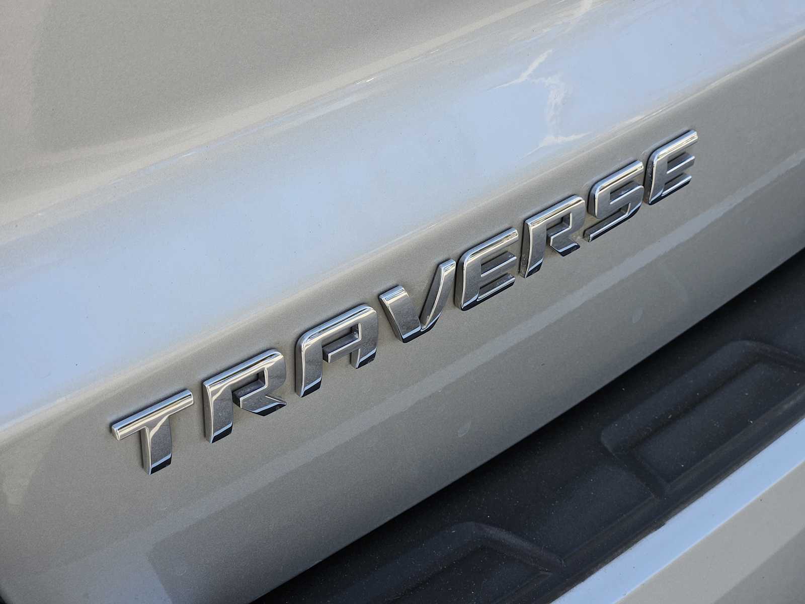 Thumbnail: 2017 Chevrolet Traverse - 11