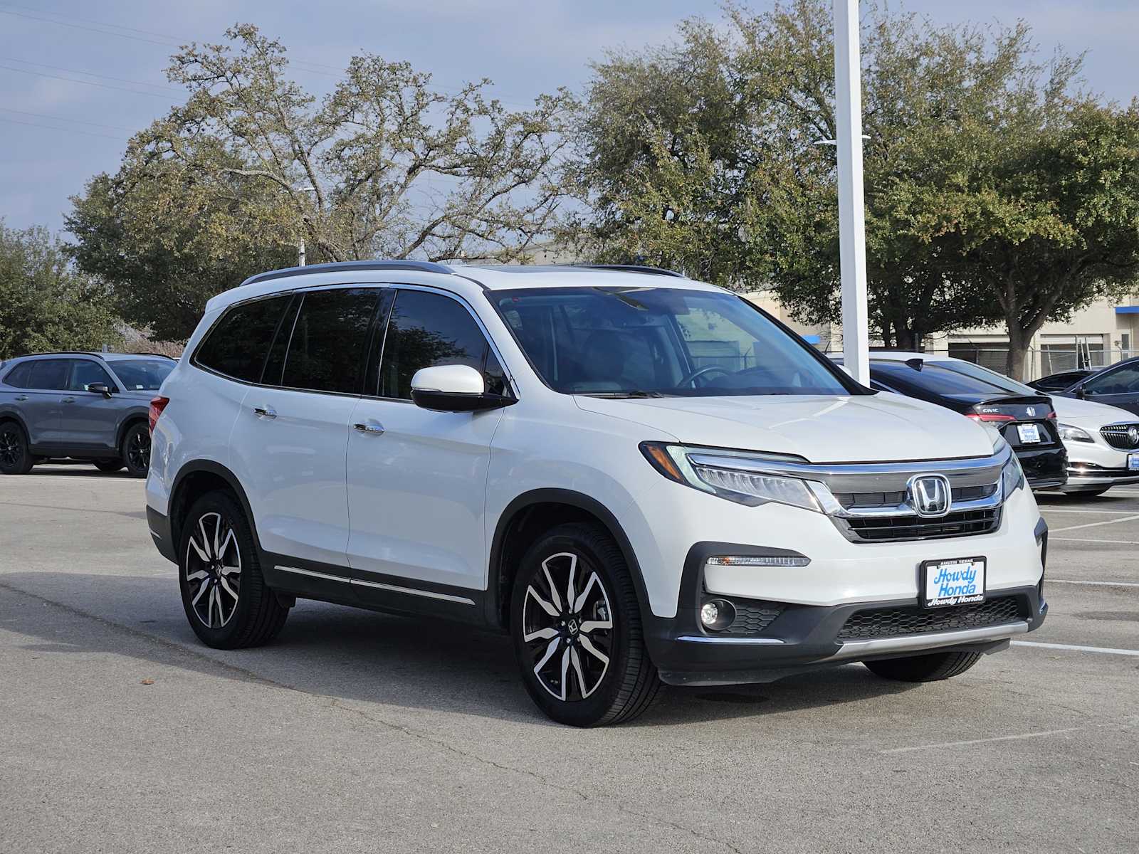 Thumbnail: 2020 Honda Pilot - 3