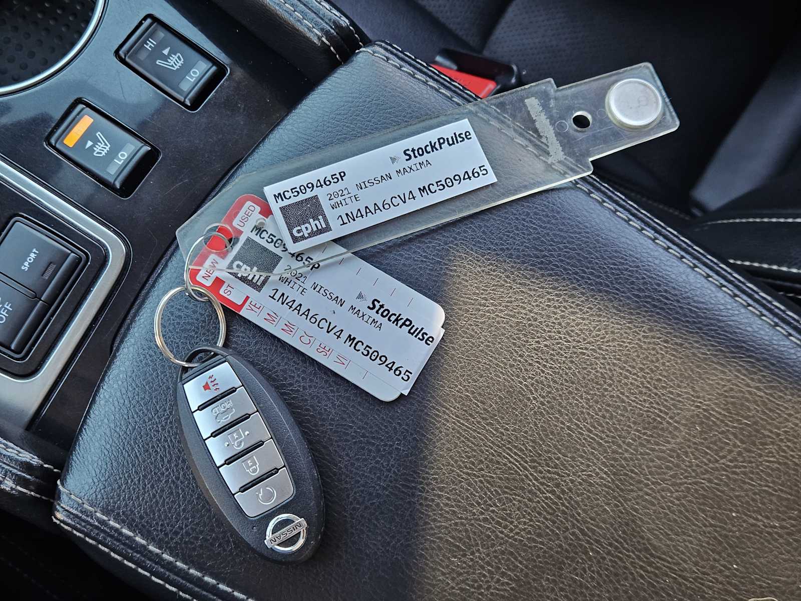 Thumbnail: 2021 Nissan Maxima - 32