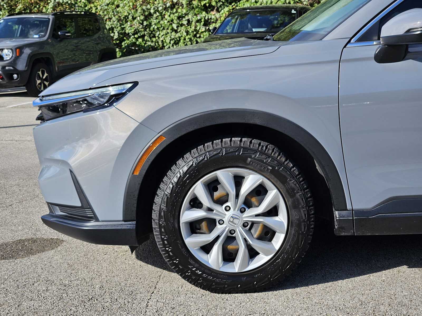 2025 Honda CR-V LX - Photo 8