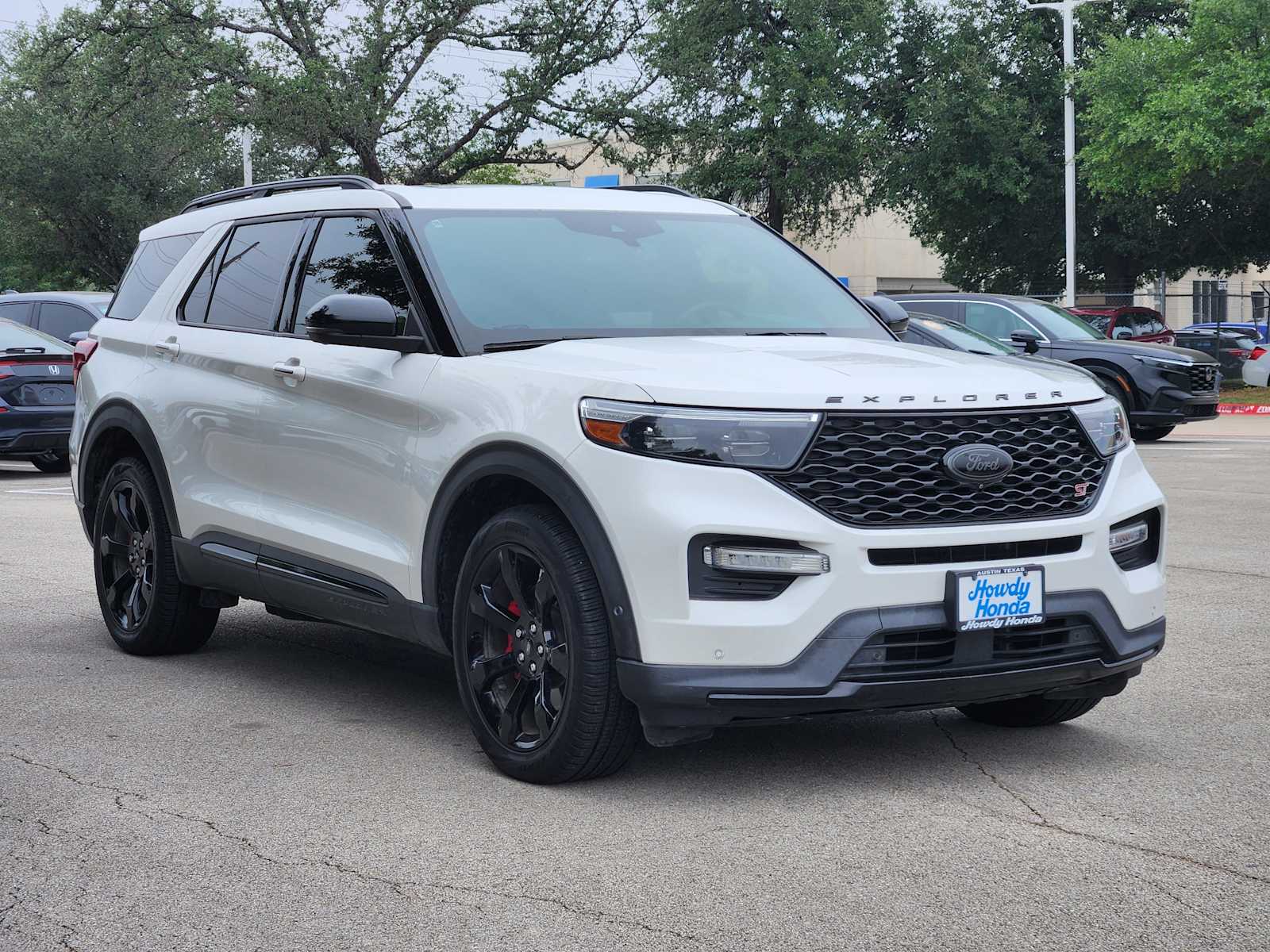 Thumbnail: 2021 Ford Explorer - 3