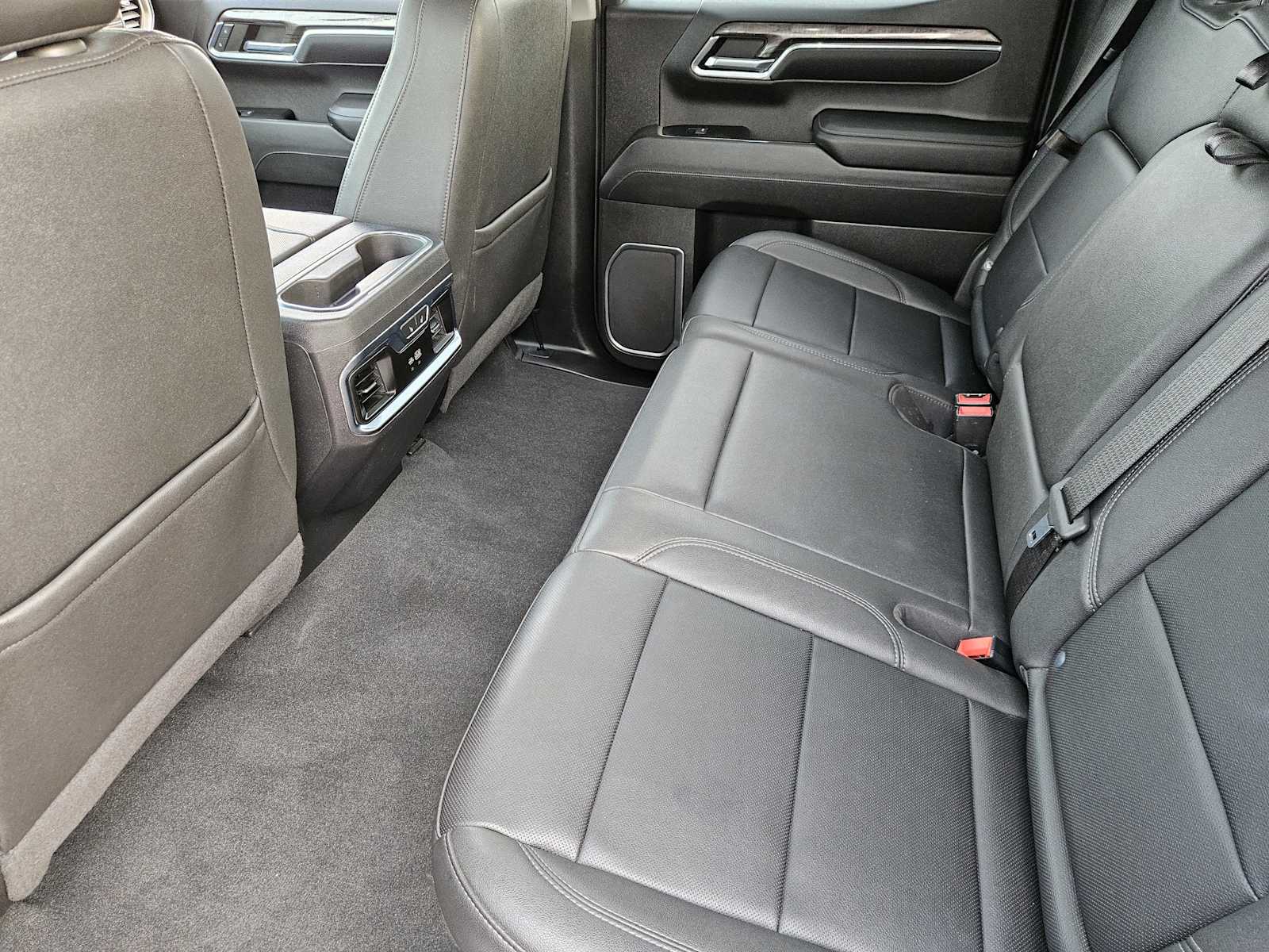 Thumbnail: 2023 Chevrolet Silverado 1500 - 29