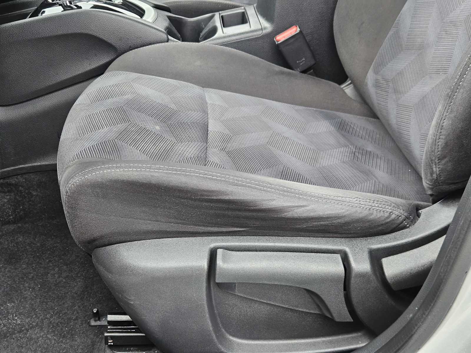 Thumbnail: 2015 Nissan Rogue - 23