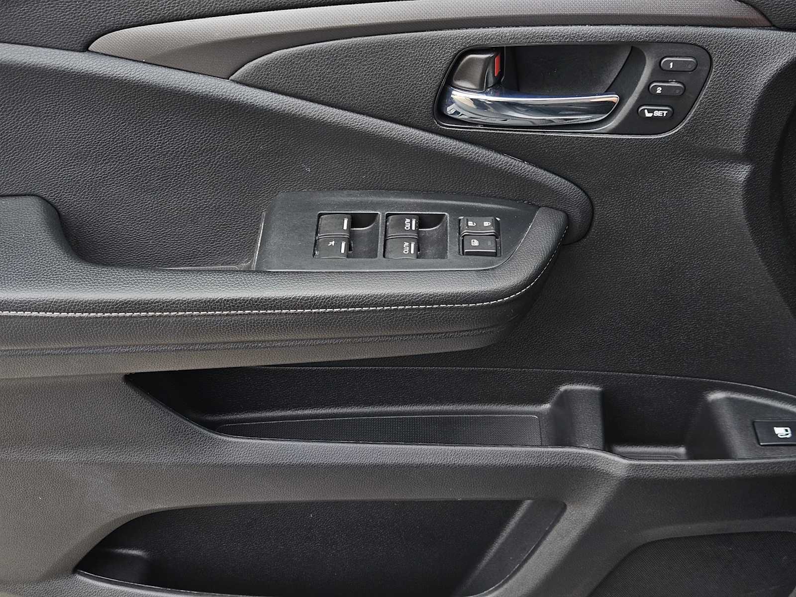 Thumbnail: 2023 Honda Ridgeline - 23