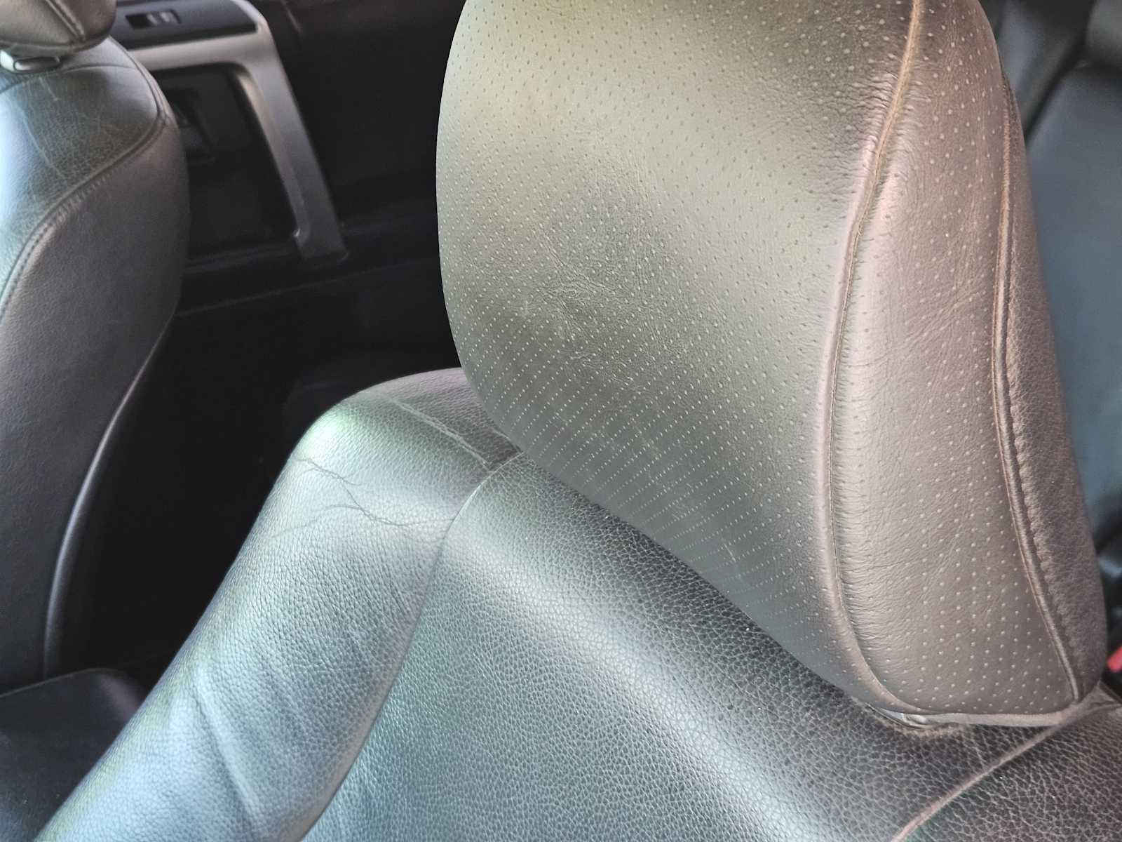 Thumbnail: 2012 Toyota 4Runner - 15