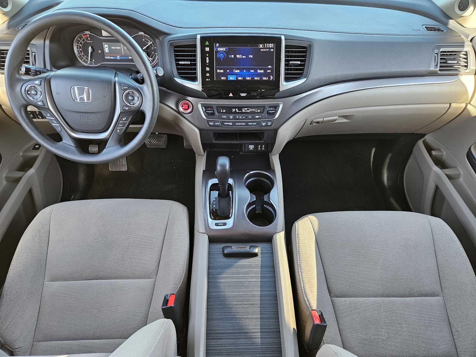 Thumbnail: 2016 Honda Pilot - 23