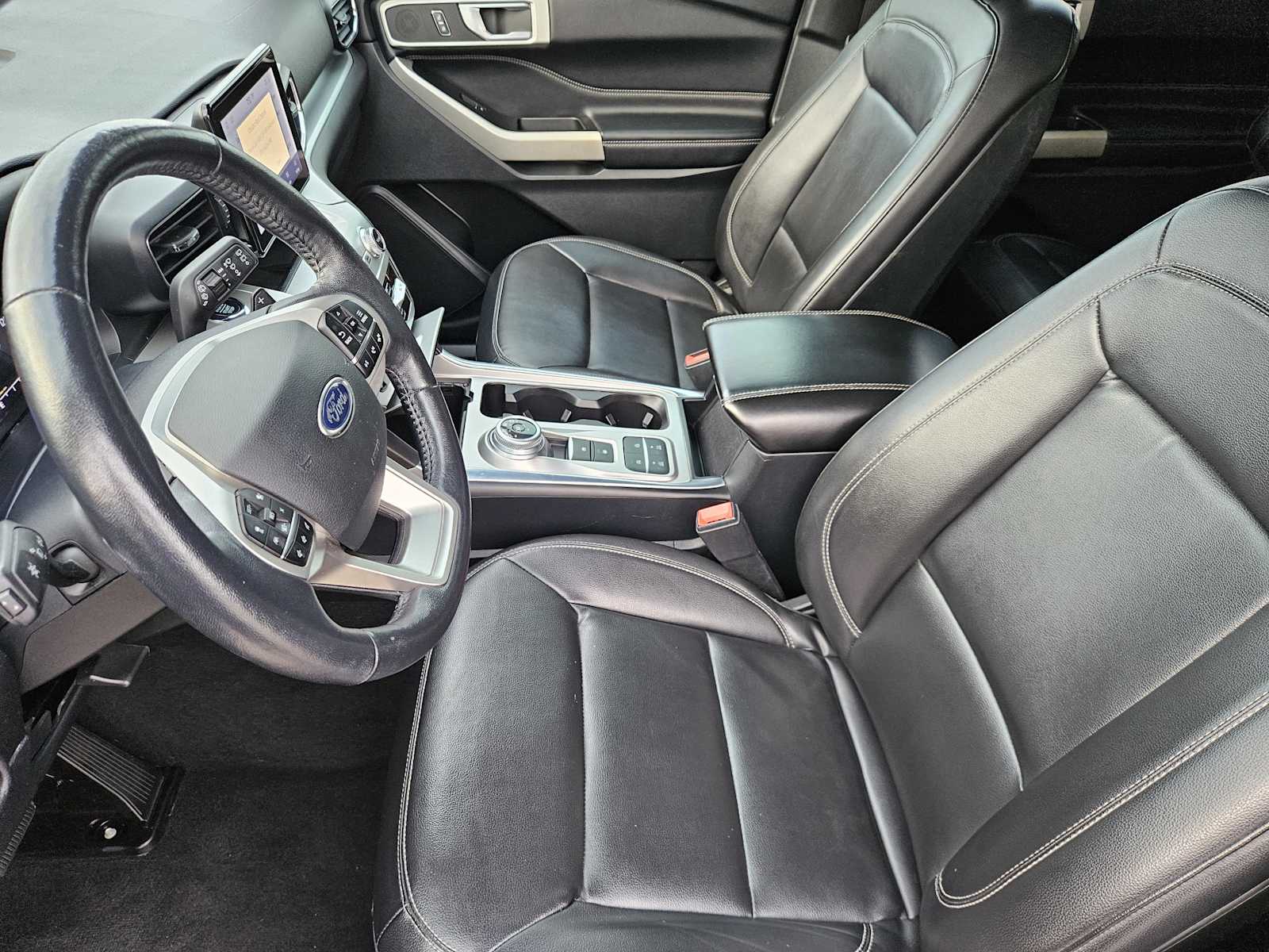 Thumbnail: 2020 Ford Explorer - 13