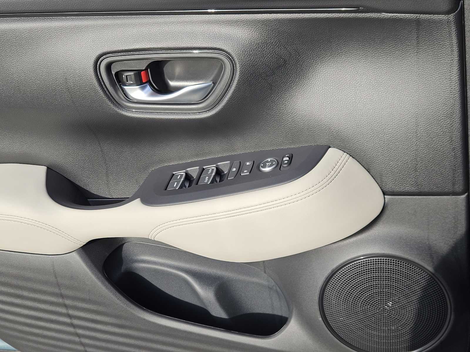 Thumbnail: 2026 Honda HR-V - 18