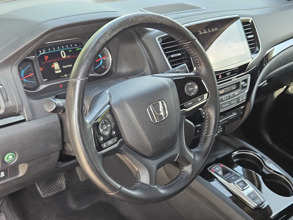 Used 2022 Honda Pilot Touring 8-Passenger SUV