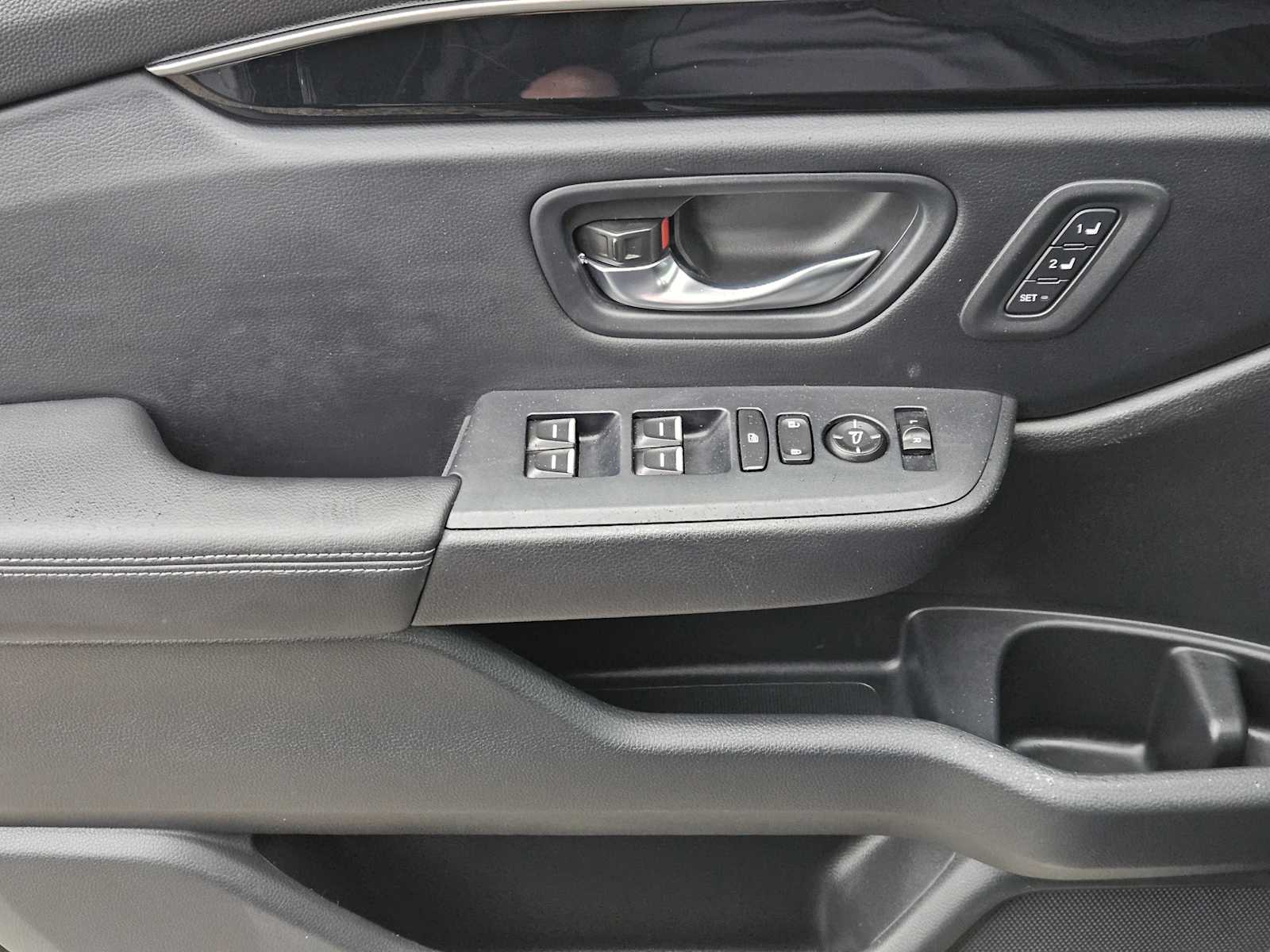 Thumbnail: 2023 Honda Pilot - 22