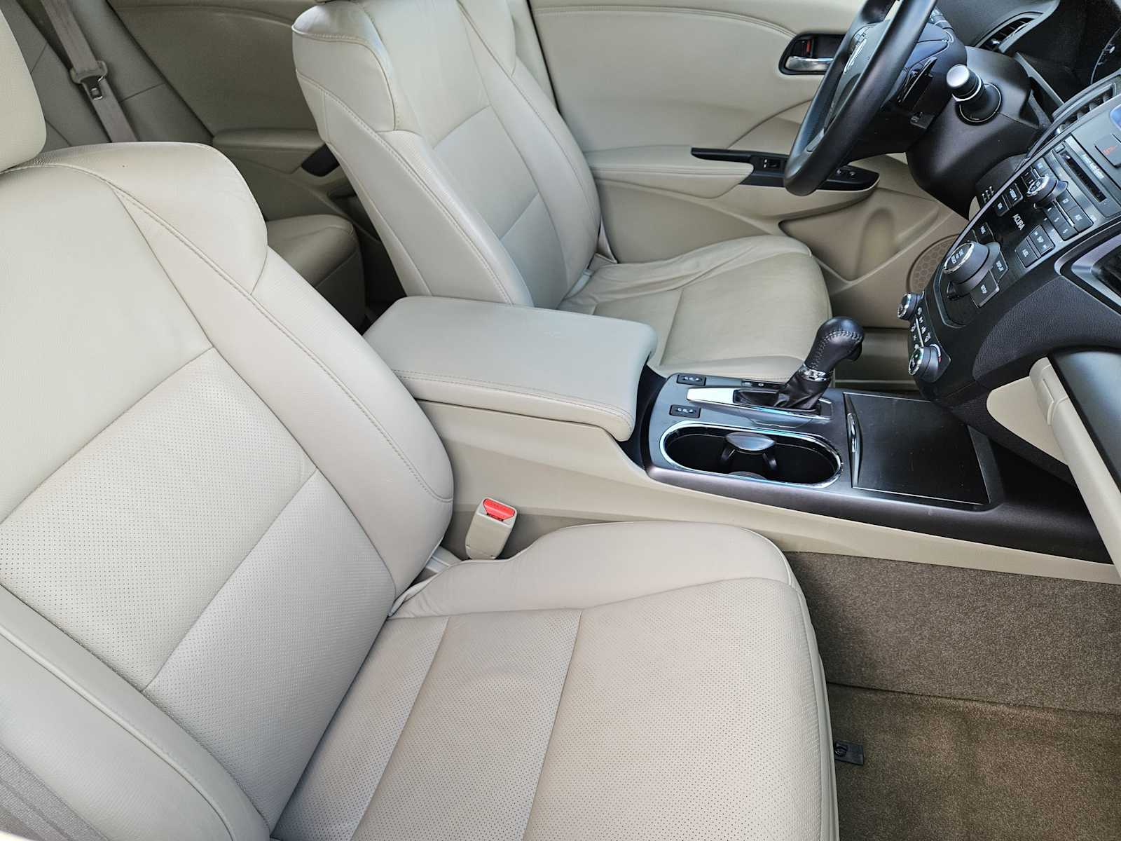 Thumbnail: 2015 Acura RDX - 14