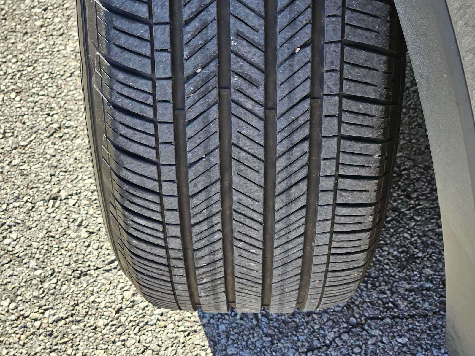 Thumbnail: 2022 Volkswagen Tiguan - 10