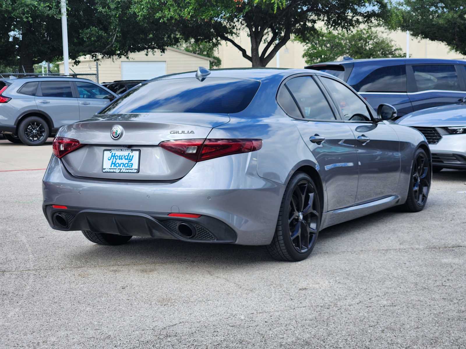Thumbnail: 2020 Alfa Romeo Giulia - 6