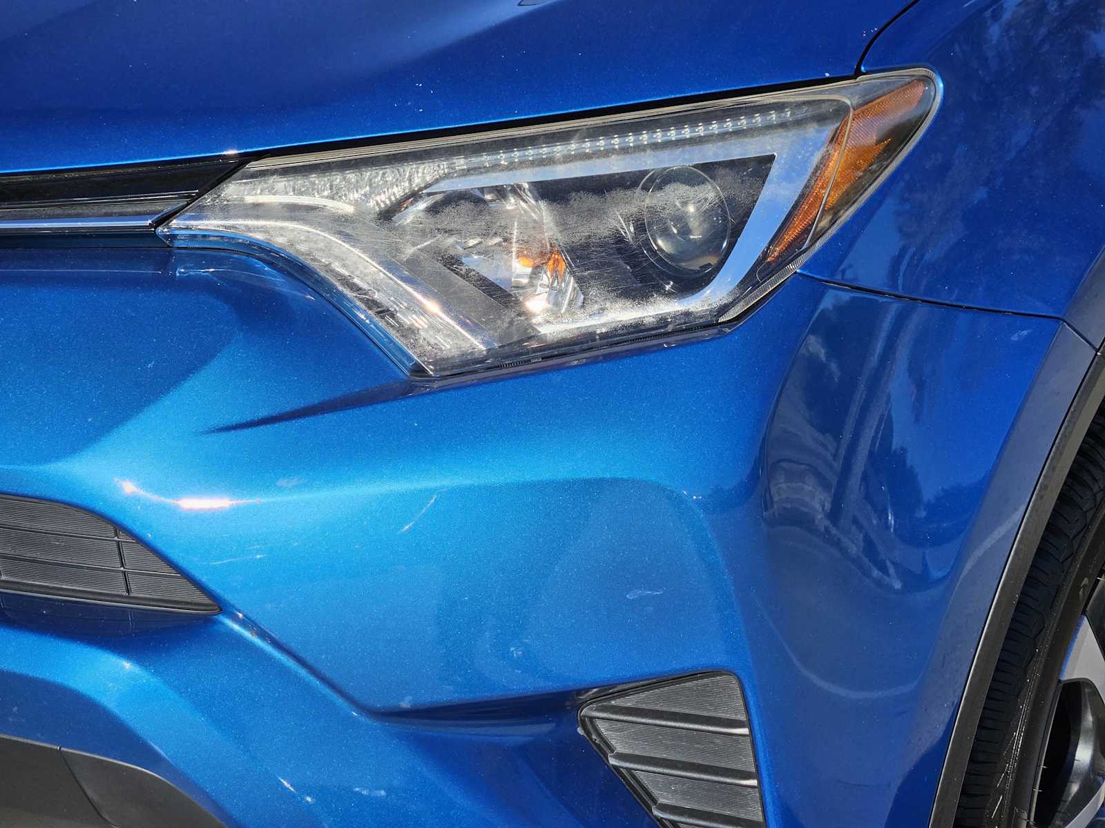 Thumbnail: 2017 Toyota RAV4 - 7