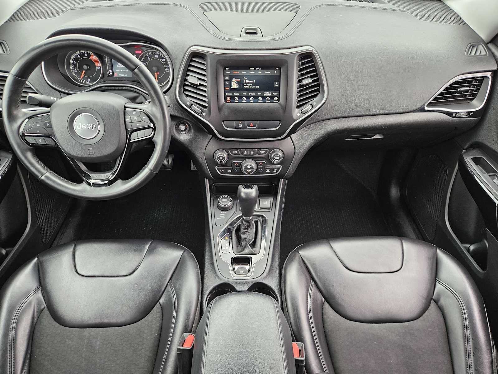 Thumbnail: 2019 Jeep Cherokee - 25