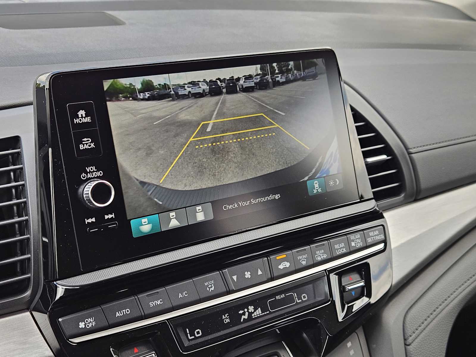 Thumbnail: 2026 Honda Odyssey - 13