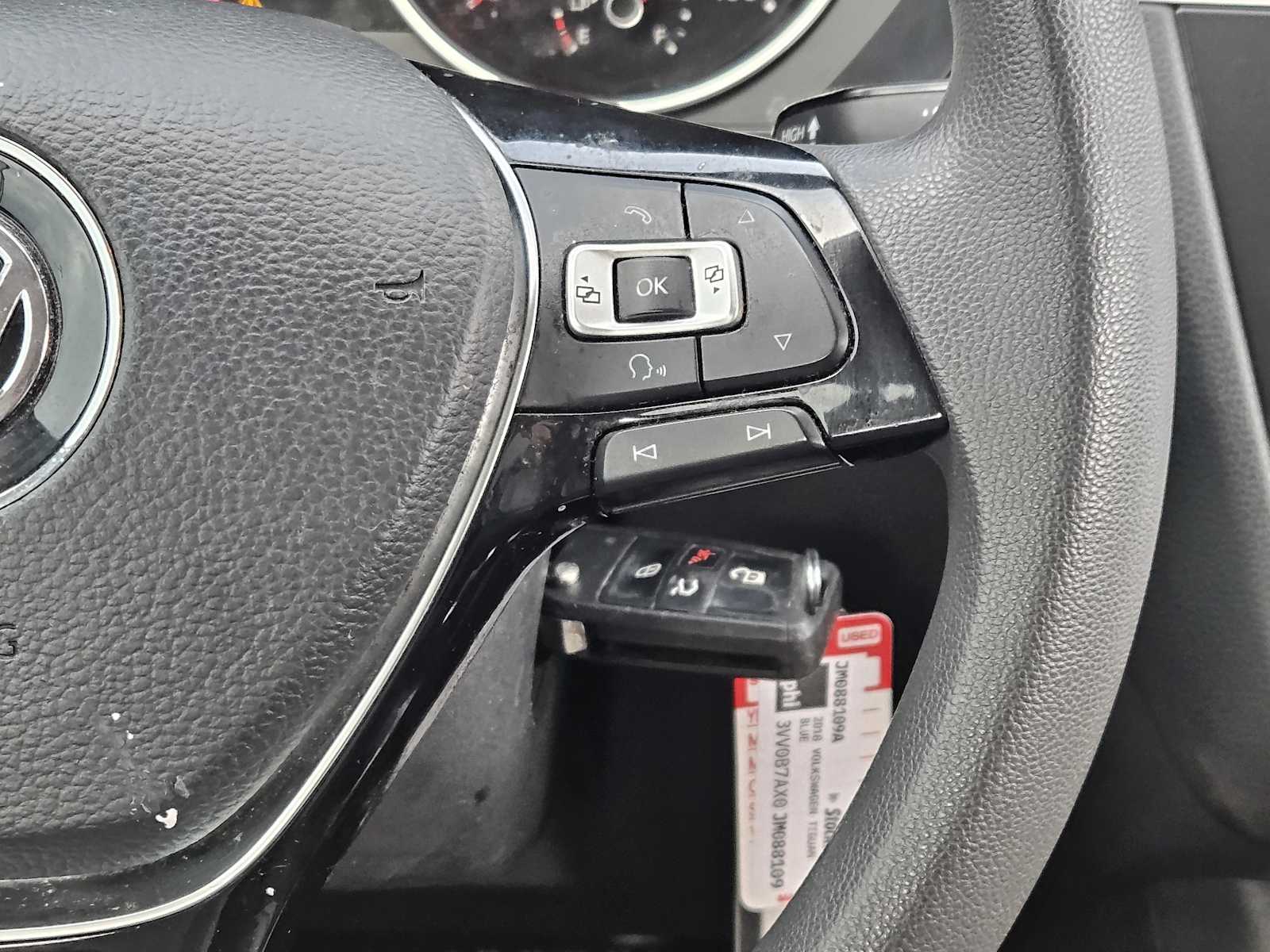 Thumbnail: 2018 Volkswagen Tiguan - 27