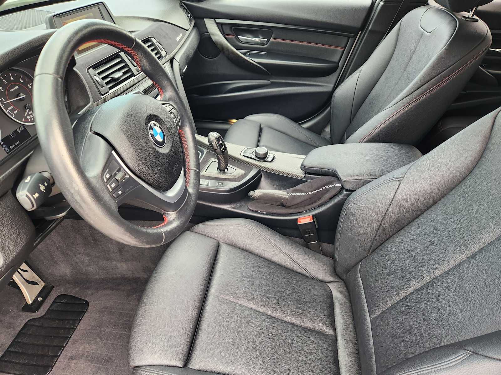 Thumbnail: 2015 BMW 3 Series - 13