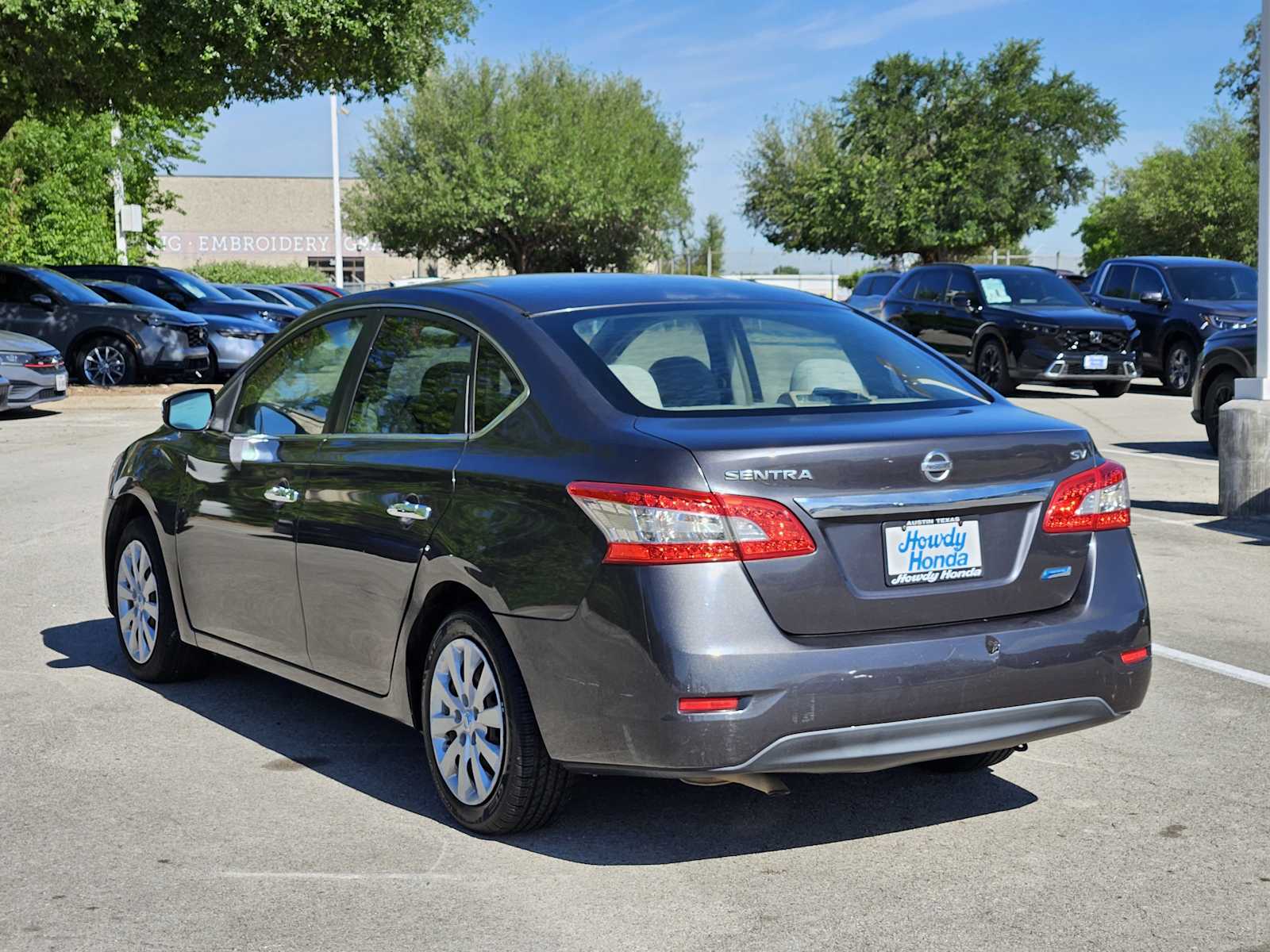 Thumbnail: 2013 Nissan Sentra - 4