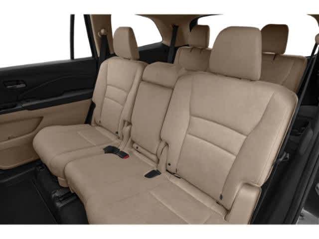 2020 Honda Pilot EX 16