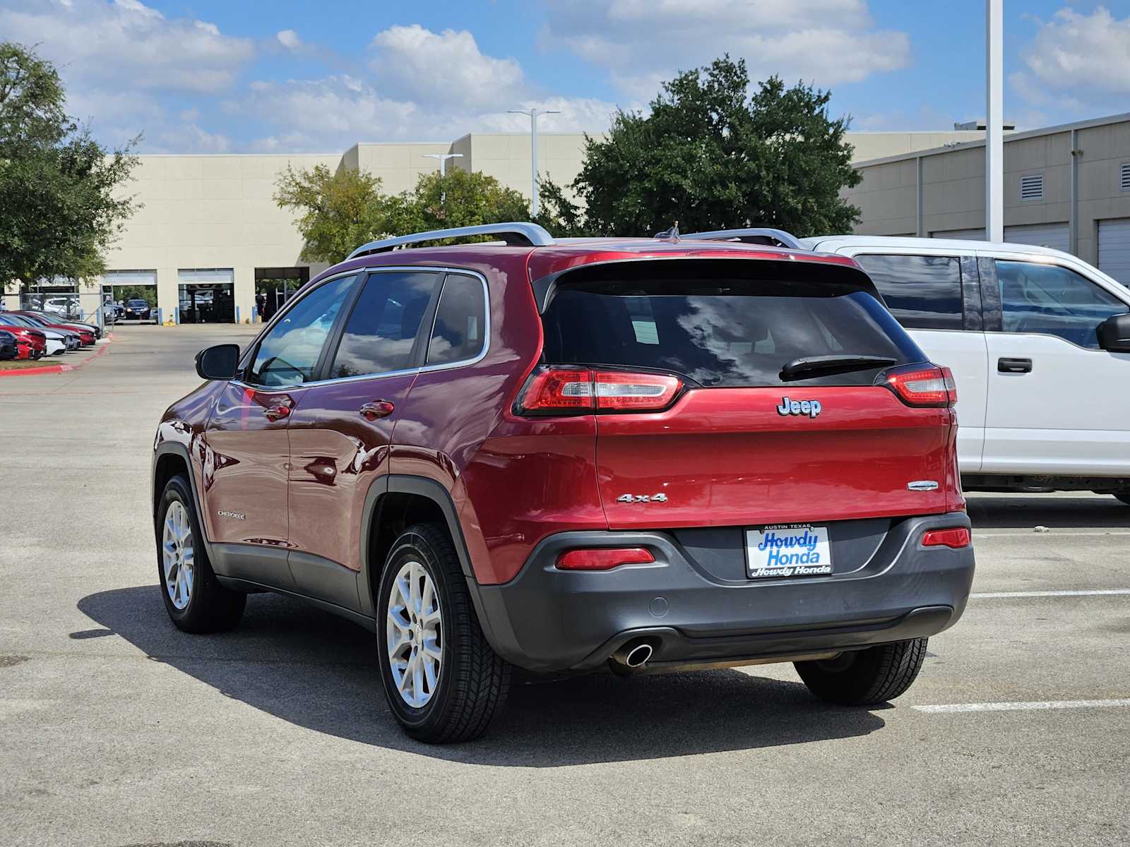 Thumbnail: 2015 Jeep Cherokee - 6