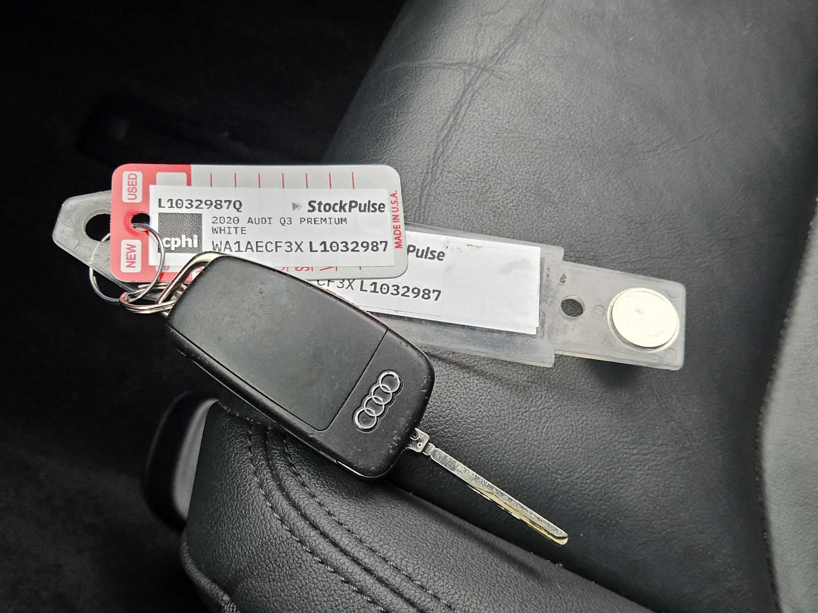 Thumbnail: 2020 Audi Q3 - 32