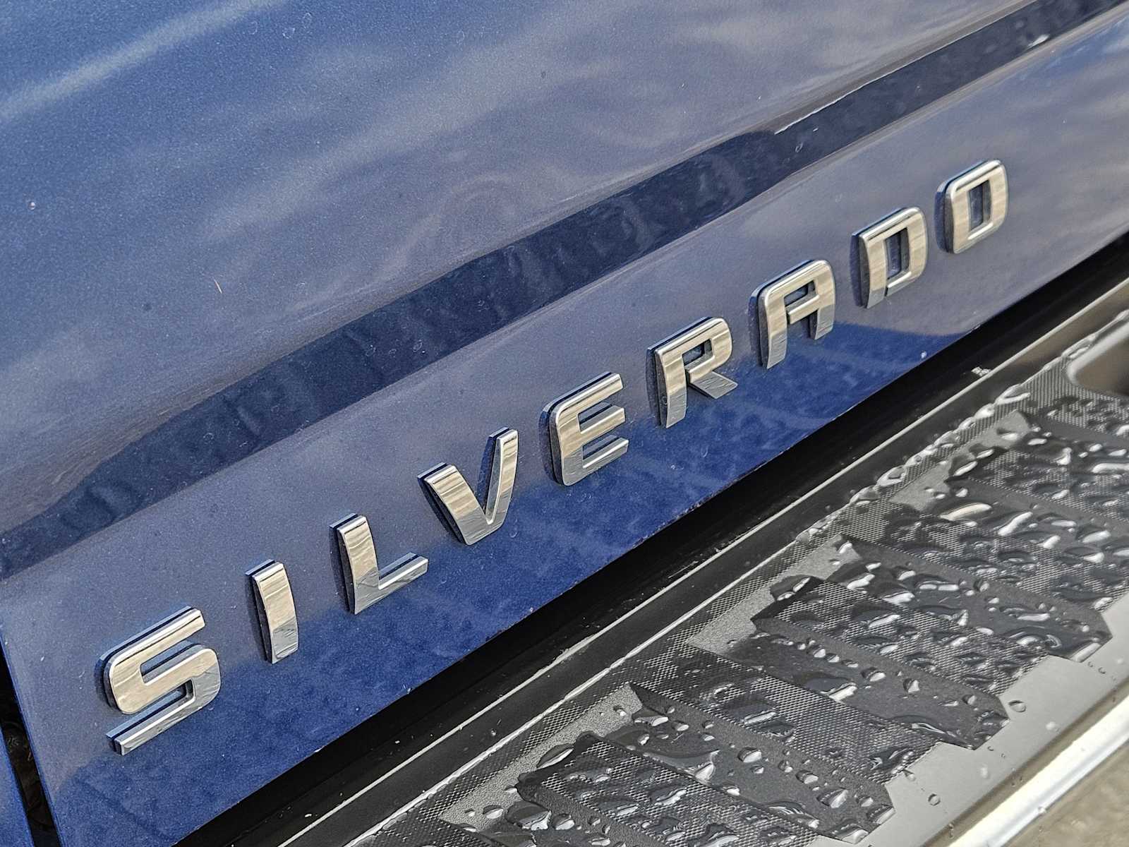 Thumbnail: 2016 Chevrolet Silverado 1500 - 12