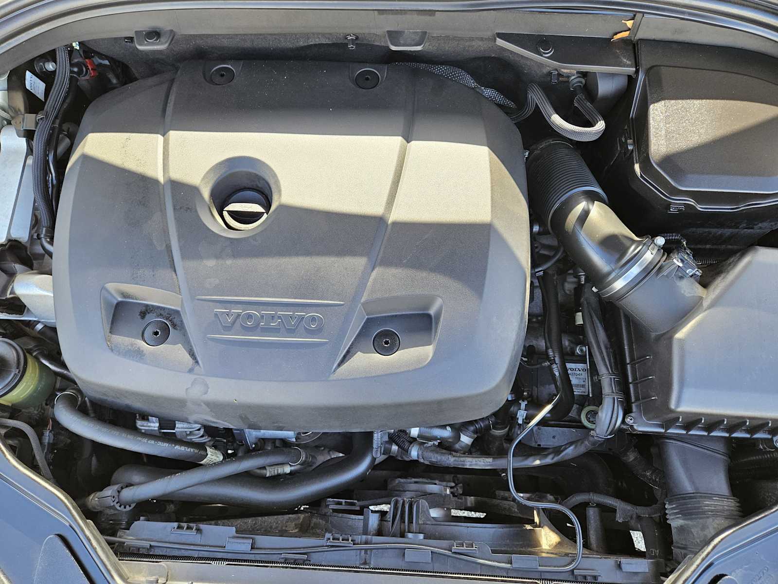 Thumbnail: 2017 Volvo XC60 - 31