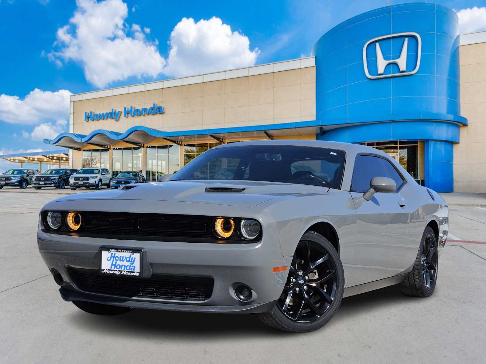 2019 Dodge Challenger SXT -
                  Austin, TX