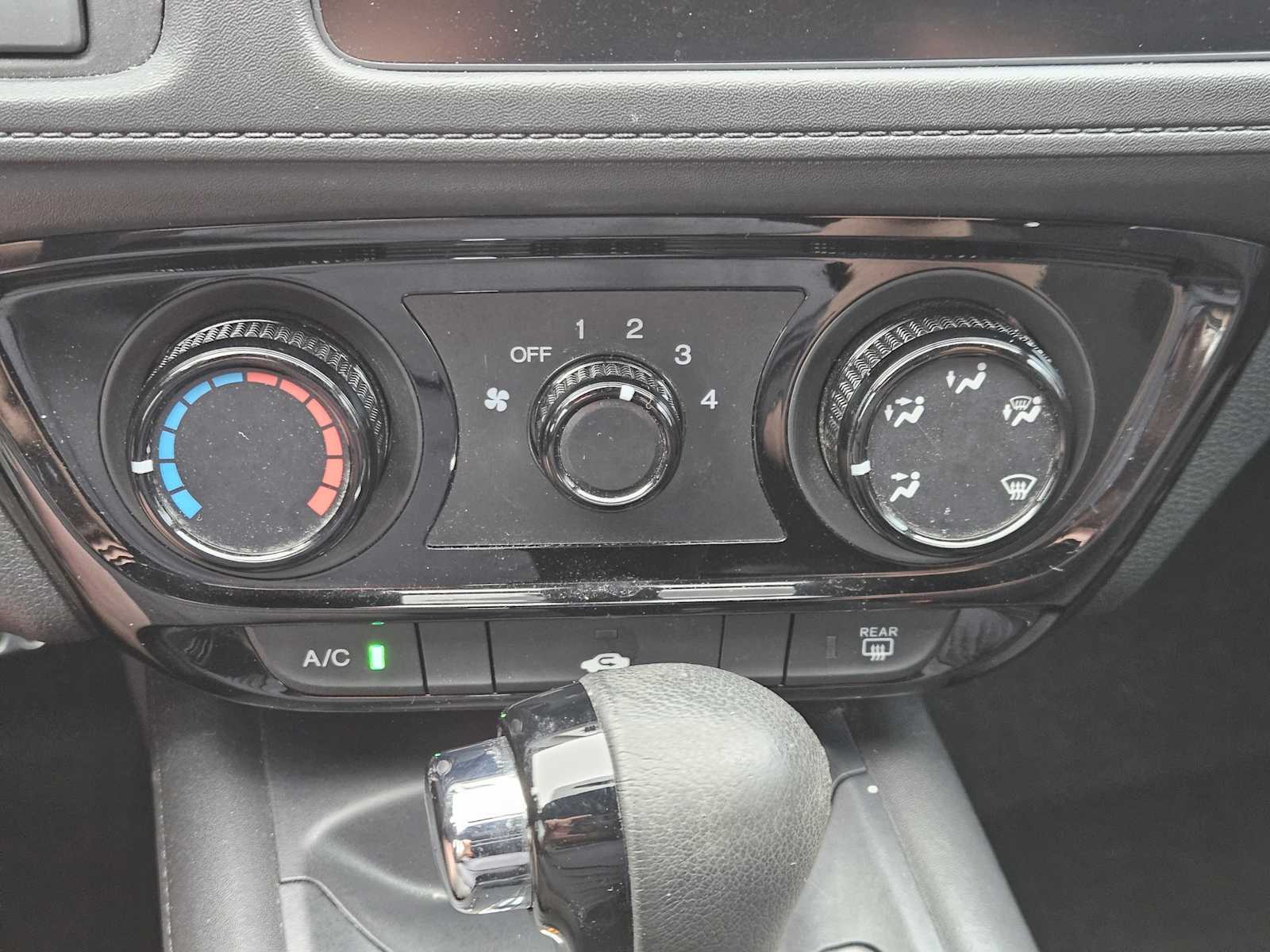 Thumbnail: 2019 Honda HR-V - 19