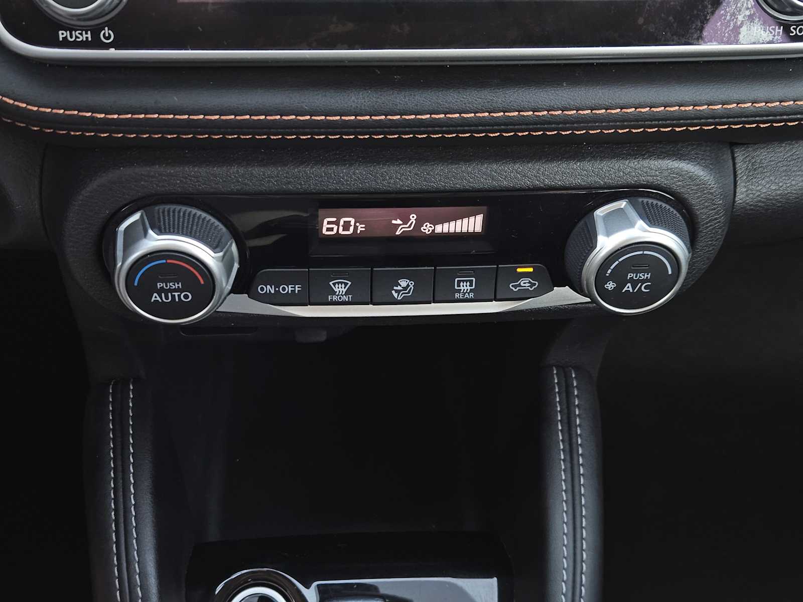 Thumbnail: 2020 Nissan Kicks - 18