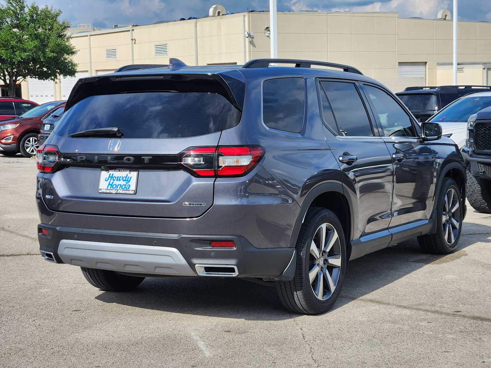 Thumbnail: 2024 Honda Pilot - 6
