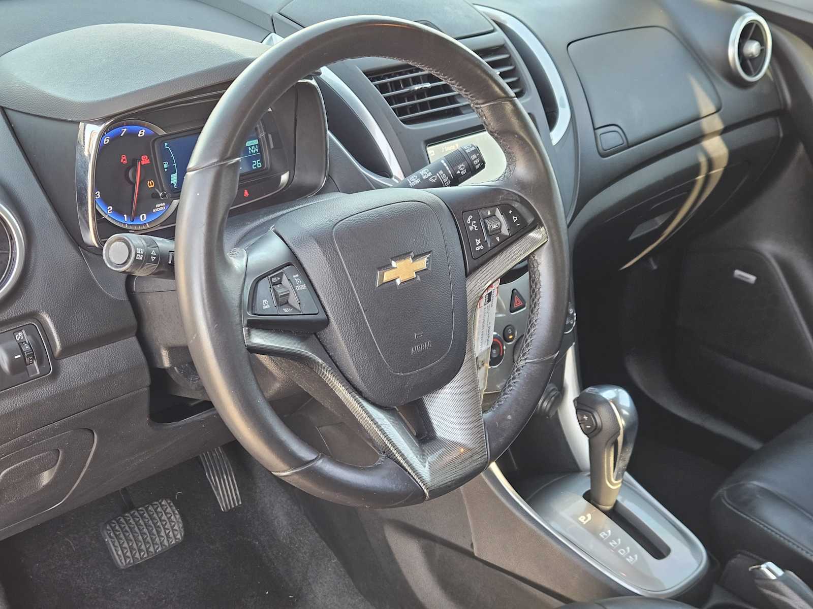 Thumbnail: 2015 Chevrolet Trax - 2